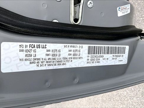 Used 2018 Chrysler 300 Limited w/ Safetytec Plus Group AWD/4WD image 32