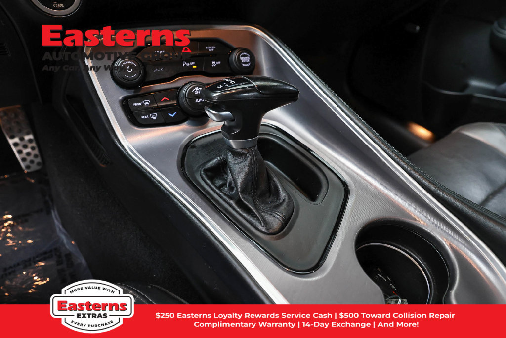 Used 2022 Dodge Challenger SXT w/ Plus Package RWD image 14