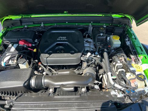 Used 2019 Jeep Wrangler Unlimited Rubicon AWD/4WD image 41