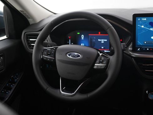 Used 2023 Ford Escape SE image 13