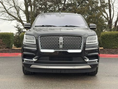Used 2018 Lincoln Navigator Reserve w/ Technology Package image 15
