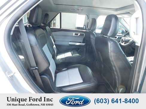 Used 2023 Ford Explorer XLT w/ Equipment Group 202A AWD/4WD image 30