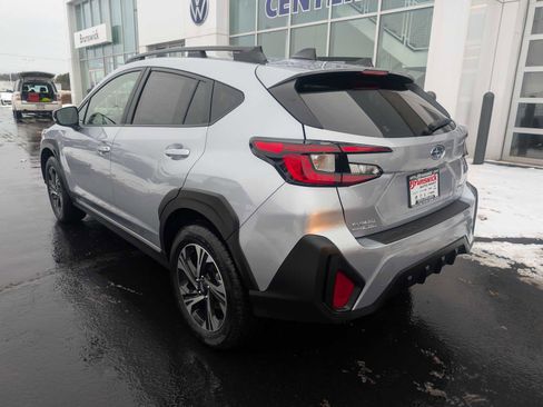 Certified 2025 Subaru Crosstrek 2.0i Premium image 5
