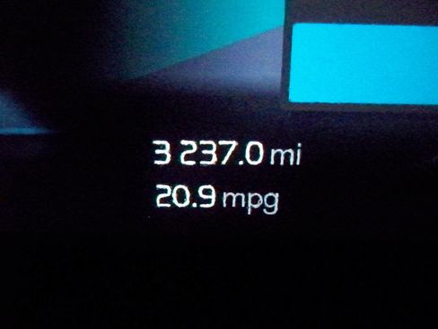 Used 2022 Volvo XC60 B5 Momentum image 6