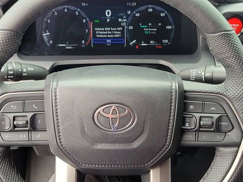 Used 2025 Toyota Tacoma TRD Off-Road w/ TRD Off Road Upgrade Package AWD/4WD image 9