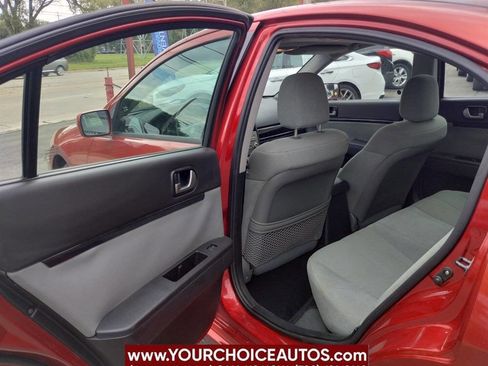 Used 2010 Mitsubishi Galant ES image 18