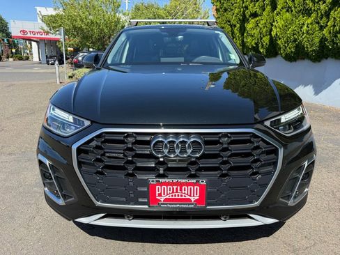 Used 2023 Audi Q5 2.0T Premium Plus w/ Premium Plus Package AWD/4WD image 3