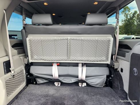 Used 2023 Chevrolet Express 2500 image 21