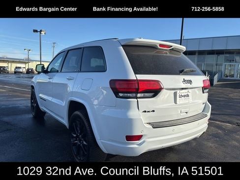 Used 2021 Jeep Grand Cherokee Laredo X image 6
