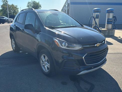 Used 2022 Chevrolet Trax LT w/ Driver Confidence Package AWD/4WD image 7