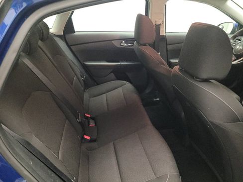 Used 2020 Kia Forte LXS FWD image 19