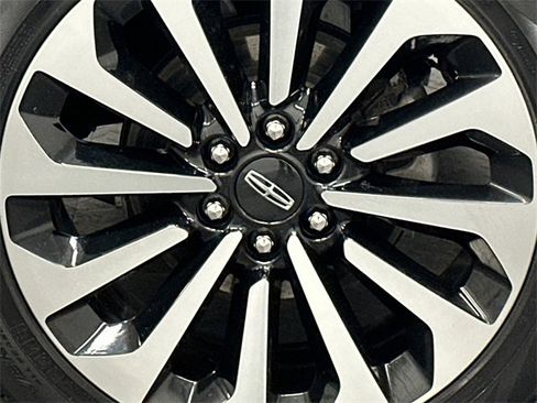 Used 2022 Lincoln Navigator Reserve image 5