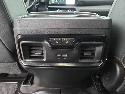 Used 2025 GMC Sierra 3500 AT4 w/ AT4 Premium Plus Package image 15