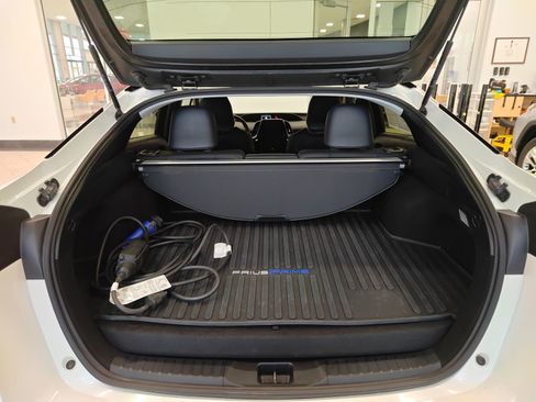 Used 2019 Toyota Prius Prime Advanced image 14