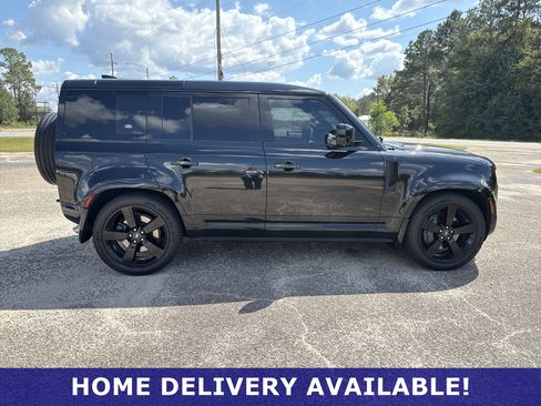 Used 2024 Land Rover Defender 110 V8 image 12