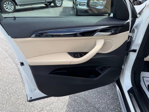 Used 2018 BMW X1 xDrive28i AWD/4WD image 10