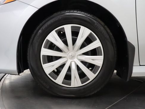 Used 2023 Toyota Camry LE FWD image 38