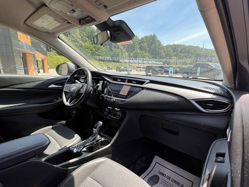 Used 2022 Buick Encore GX Select w/ Advanced Technology Package image 19