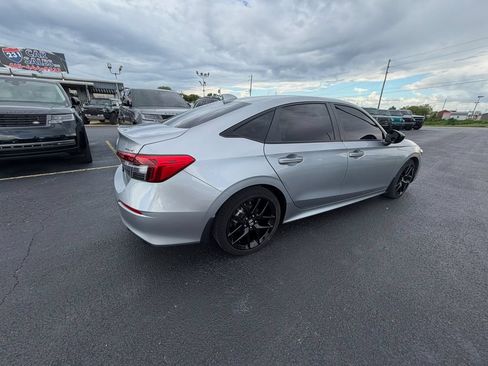 Used 2024 Honda Civic Sport image 3