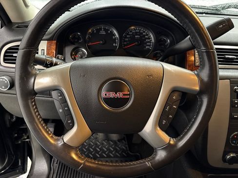 Used 2012 GMC Sierra 1500 SLT w/ SLT Convenience Package AWD/4WD image 18
