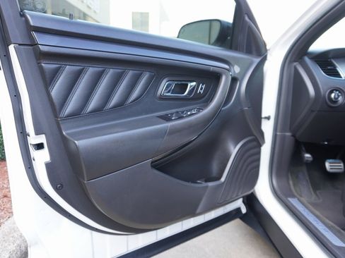 Used 2016 Ford Taurus SHO w/ Equipment Group 401A image 8