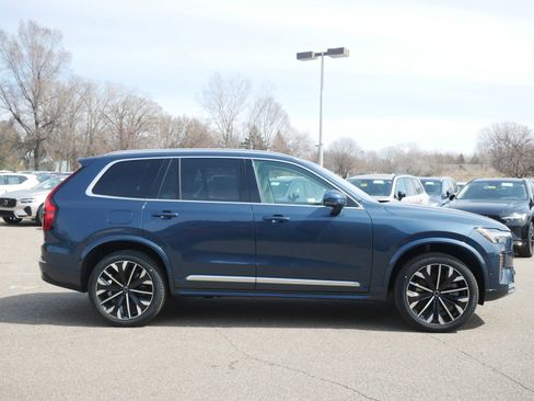New 2026 Volvo XC90 T8 Ultra w/ Protection Package Premier AWD/4WD image 2