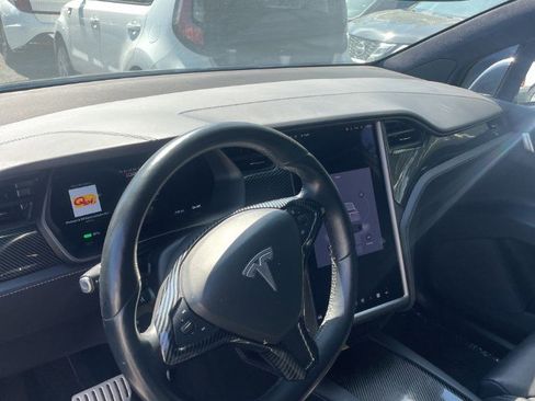 Used 2018 Tesla Model X P100D image 13