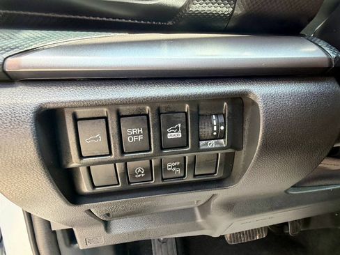 Used 2023 Subaru Forester Premium AWD/4WD image 35