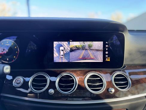 Used 2022 Mercedes-Benz E 350 4MATIC Sedan image 15