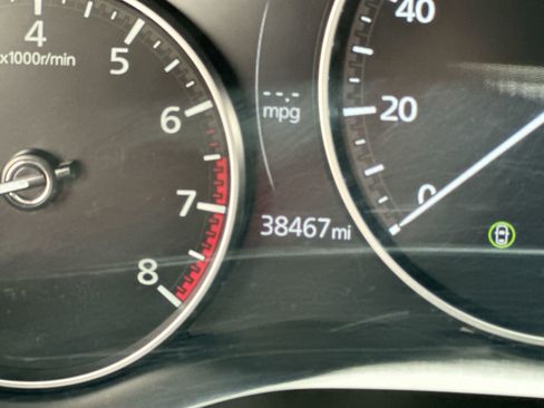 Used 2024 MAZDA MAZDA3 s image 15