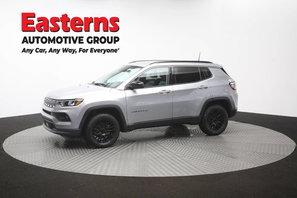 Used 2022 Jeep Compass Latitude AWD/4WD image 57