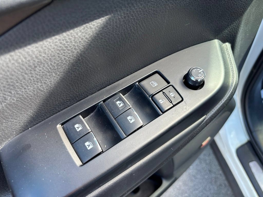 Used 2018 Toyota Highlander Limited Platinum AWD/4WD image 20