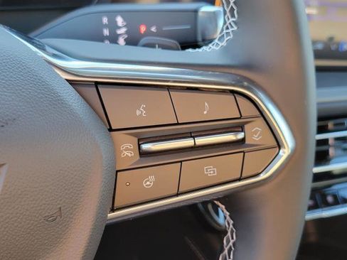 New 2026 Chevrolet Traverse LT w/ Sun and Wheel Package image 14