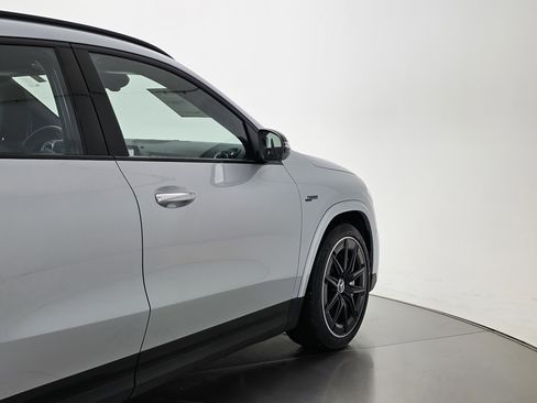 New 2026 Mercedes-Benz GLA 35 AMG 4MATIC image 14