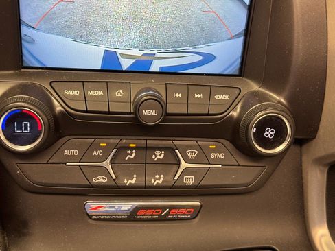 Used 2019 Chevrolet Corvette Z06 RWD image 21