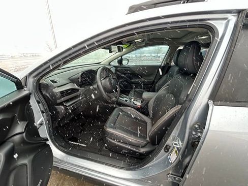 Used 2024 Subaru Crosstrek 2.5i Limited w/ Crosstrek Mirror Package image 13