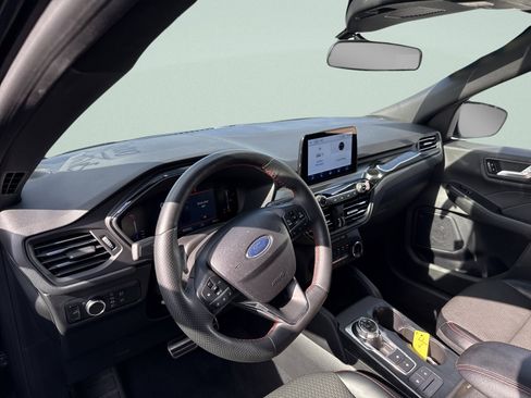 Used 2023 Ford Escape ST-Line image 31