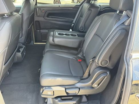 Certified 2025 Honda Odyssey EX-L image 17