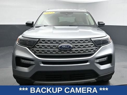 Used 2023 Ford Explorer Limited w/ Equipment Group 301A image 4