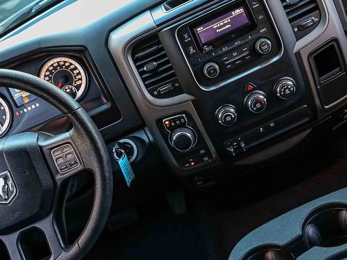 Used 2016 RAM 1500 Express image 18