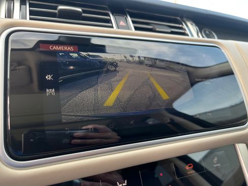 Used 2018 Land Rover Range Rover Long Wheelbase Supercharged image 28