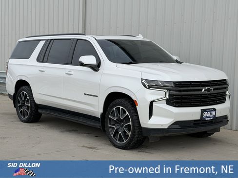 Used 2022 Chevrolet Suburban RST w/ Luxury Package image 2
