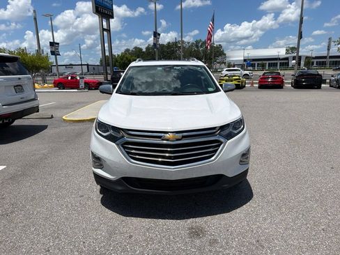 Used 2020 Chevrolet Equinox Premier FWD image 2