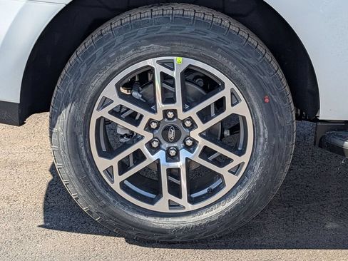New 2026 Ford Expedition Active AWD/4WD image 19