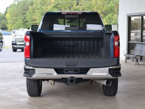 Used 2020 Chevrolet Silverado 2500 LTZ w/ LTZ Plus Package image 47