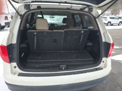 Used 2017 Honda Pilot EX image 5