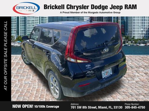 Used 2021 Kia Soul S FWD image 3