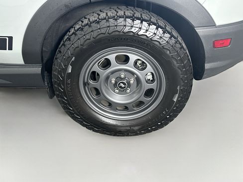 Used 2024 Ford Bronco Sport Outer Banks AWD/4WD image 11