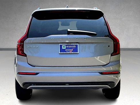 New 2026 Volvo XC90 B6 Ultra image 4