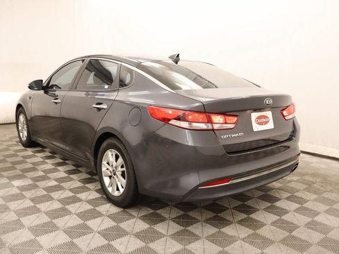 Used 2017 Kia Optima LX FWD image 3